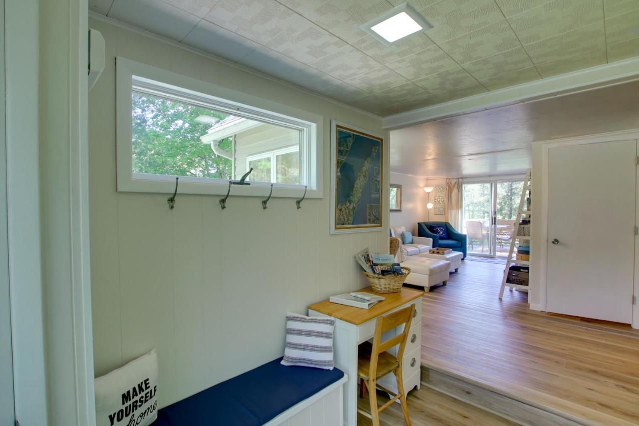 Updated Home With Deck 2 Mi To Sister Bay Beach! Zewnętrze zdjęcie